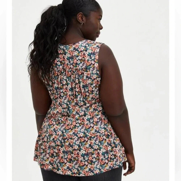 Torrid Women’s Plus Size Rayon Slub Button Front Tiered Tank Size 1 / 1X - Picture 8 of 8